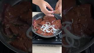 Soft juicy and very easy to make onion liver [upl. by Aehr]