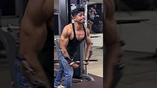 Gym boys 💪💪💪 shorts greenscreen viralvideo butterflychestexercisegym attitude bodybuldingonly [upl. by Kadner]