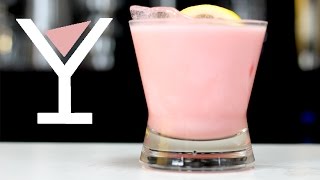 HOW TO MAKE A STRAWBERRY CHEESECAKE COCKTAIL [upl. by Monson]