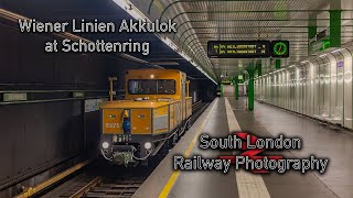 HD Wiener Linien UBL1 6925 passes Schottenring 18092024 [upl. by Jotham334]