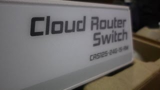 دمج ميكروتيك احترافى 24 خط انترنت بالتساوى cloud router switch crs125 24g 15 rm [upl. by Anton]