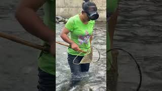 Whats the BEST Fishing Net Making Technique [upl. by Lleihsad]