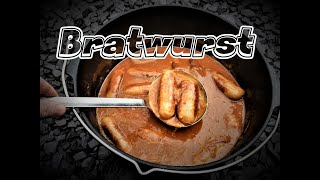 Grill Bratwurst und Curry  Zwiebelsoße aus dem Dutch Oven Petromax Rezepte  Колбаски в казане [upl. by Sherwin308]