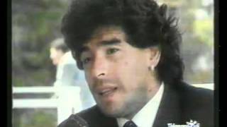 Diego Armando Maradona prima di Napoli  Milan NON VOGLIO UNA SOLA BANDIERA DEL MILAN [upl. by Faye592]