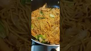 Stir fry noodles shortviral eggnoodles [upl. by Elleahcim278]