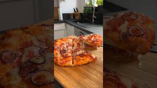 Sieben Tage alte Pizzateiglinge🥴 Das war so lecker😍 pizza backen fy fyp diy [upl. by Harden110]