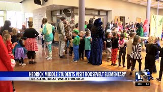 Hedrick Middle School students visit Roosevelt Elementary for TrickorTreat walkthrough [upl. by Tamara]