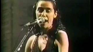 Pj Harvey  50ft Queenie  live in Chicago Metro [upl. by Lain]