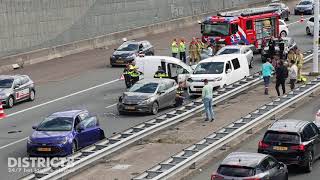 Meerdere gewonden en veel schade bij kettingbotsing A4 Den Hoorn [upl. by Casavant]