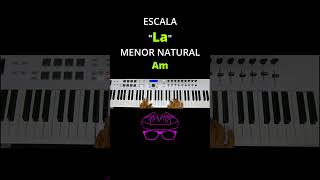 Escala La Menor Natural piano acordes tutorial teclado armonia [upl. by Airbmak]