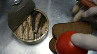 Бутерброд со шпротами и помидорами Sprats sandwich with tomato [upl. by Ion]