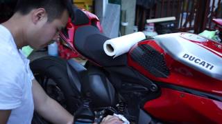 DIY Mityvac brake bleeding on Ducati Panigale Part 2 [upl. by Worthy46]