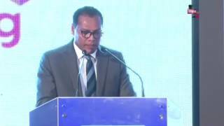 Minister of Sports Dayasiri Jayasekera mispronounced the Latin in the Royal College motto [upl. by Llerret]