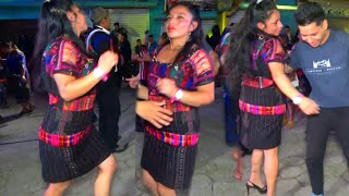 Waaawww Miren Como Baila Esa Hermosa Chica Con La Musica De Xoyita Musical Desde Bario La Libertad [upl. by Anitnauq]