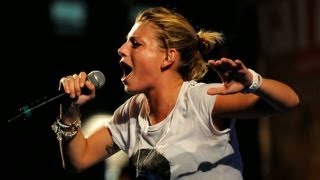 EMMA MARRONE  AMAMI  NUOVO SINGOLO DELLALBUM SCHIENA  RECENSIONE DEL VIDEO UFFICIALE [upl. by Trout]