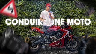 CONDUIRE UNE MOTO  5 Tips rapide [upl. by Rezeile517]