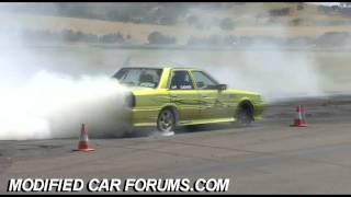 Green Turbo R31 at Burnout Warriors 2009 [upl. by Htnamas]