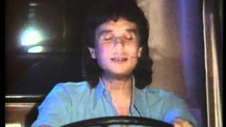 ROBERTO CARLOS VIDEO CLIPCAMIONERO1984 [upl. by Nalo333]