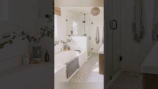 Small Bathroom Decorating Ideas 2024 Modern Bathroom Remodeling Design  Home Interior Design Trends [upl. by Enamrej15]