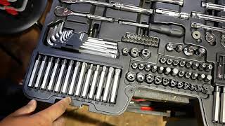 Halfords Advanced 200 Pc Socket and Ratchet Spanner Set review [upl. by Carlee]