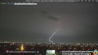 Registro de Muitos Raios Trovoadas e Temporal na madrugada de terçafeira 24092024 [upl. by Aicileb493]