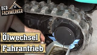 Bagger Tutorial Getriebeölwechsel am Fahrantrieb selber durchführen Kubota K 008 [upl. by Yeliab]