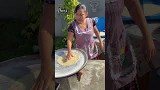 Entrenando mi tortillera grande para hacer unas tostadas grandes como en el pueblo tortillasdemaiz [upl. by Levana509]