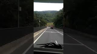 Meu pai descendo a serra dos noventa International 9800i no freio motor escape direto [upl. by Noyar]