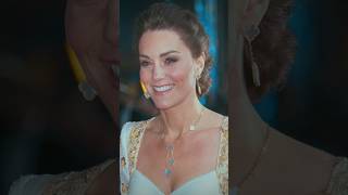 Watch until the end Royals at gala events And Lady Di playing probably with the photographer [upl. by Nitza]