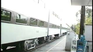 Metra train at Dee Road with conductors AND classic Pullmans 1995 [upl. by Irehc234]