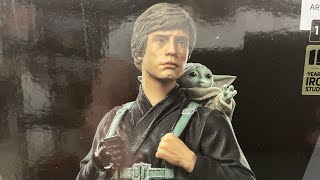 Luke Skywalker and Grogu Training 110 Statue by Iron Studios [upl. by Krm]