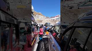 NATHULA PASS SNOWFALL amp HUGE TRAFFIC GANGTOK SIKKIM TOUR GUIDE viralvideo shorts shortsvideo [upl. by Jardena]