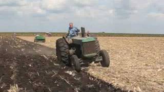 JOHN DEERE TRACTORS PLOWING models D amp R [upl. by Clarice]