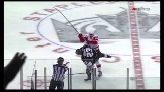 Zetterberg and Mike Babcock react to Dustin Brown diving twice on the same play March 13 2012 [upl. by Ynaitirb]