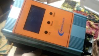 Wierd MPPT Chinese Solar Smart Charge Controller Power Jack w Manual [upl. by Garrik]