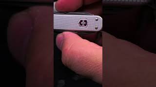 Victorinox Collectors Italia Hunter Pro Alox [upl. by Arnaud]