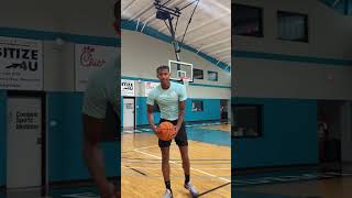 Je vous salue avec un panier 😌 Comment allez vous  dunk basketball dunking youtubeshorts [upl. by Dnomar]