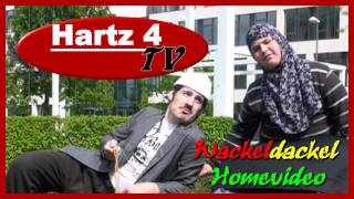 Hartz 4 TV quotWackelDackel Homevideoquot Special [upl. by Lohner]