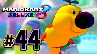 Float Like a Feather Sting Like a Wiggler  Mario Kart 8 Deluxe 44 2 Player [upl. by Juster]