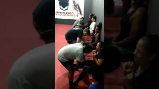 Massagem ao Extremo🔥😅 shorts humor hiit treinofuncional treinoemcasa fitness shortsviral [upl. by Ide]