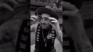 Yelawolf hooks a fan up [upl. by Dame544]