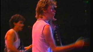 Hall amp Oates Maneater  LIVE  1984 [upl. by Canon]