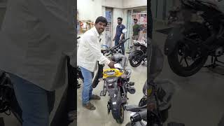 CNG bike of India bajajpulsar bajajcng trending trends viral viralvideo [upl. by Phineas]