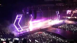 EXO  MONSTER  EXOrDIUM IN MANILA Day 2 FANCHANTS ON POINT 🔥🔥🔥 02262017 [upl. by Palladin]