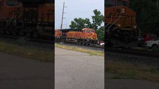 BNSF comes through town Elephant Style [upl. by Yanehs]