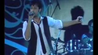 ATIF ASLAM LIVE Bheegi Bheegi Raato MaiHQ [upl. by Halbeib]