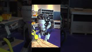 😱 NUEVO ROBOT BOSTON DYNAMICS ATLAS 😱 [upl. by Weiser632]