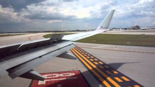 Landing in Miami Int Airport  American Airlines 737800 [upl. by Lanaj]