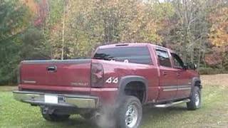 2005 Chevy Silverado 2500HD 60L revs [upl. by Adran]