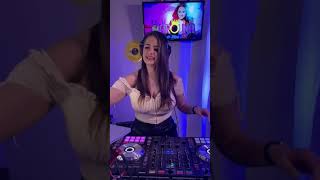 DJ Carolina  Cumbia MIX  para Bailar Cantar y gozar [upl. by Inaej344]